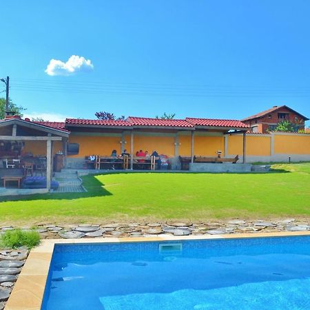 Villa Aya Smochevo Buitenkant foto